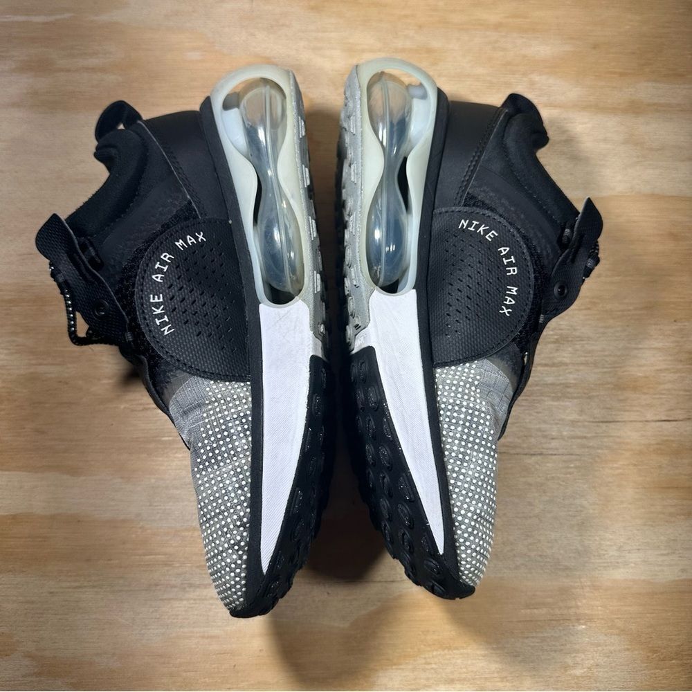 Nike Air Max Black and White Sneakers Women’s Size 7 - Picture 4 of 9